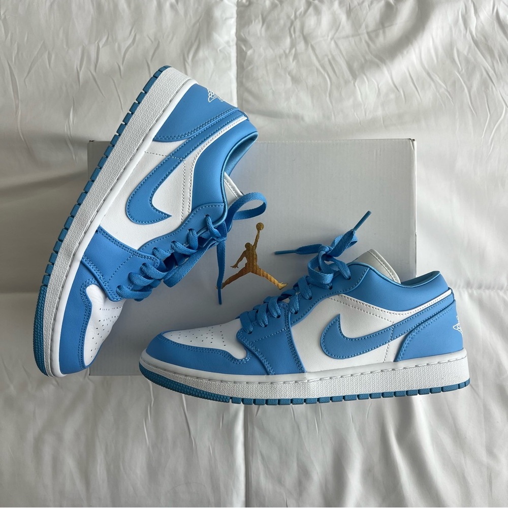 Nike Air Jordan 1 Low UNC